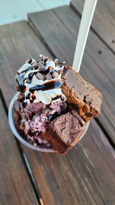 Zoe's Ice-Cream Picture 1