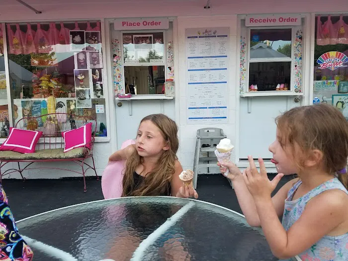 Charlotte's Ice Cream Picture 6
