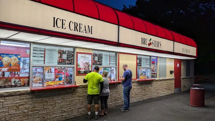 Bruster's Real Ice Cream Picture 4
