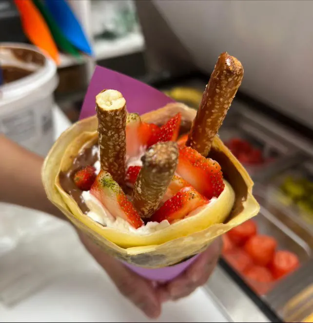 Roll & Scoop Picture 1