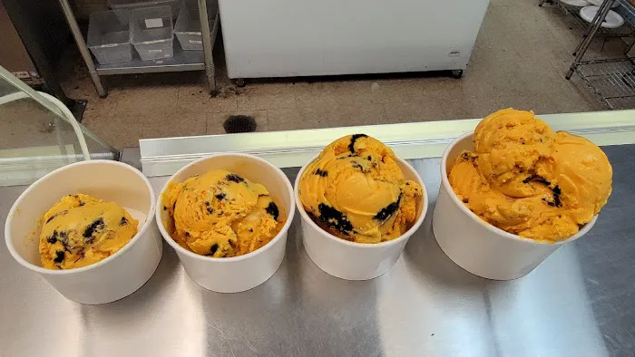 Betsy's Ice Cream Picture 1