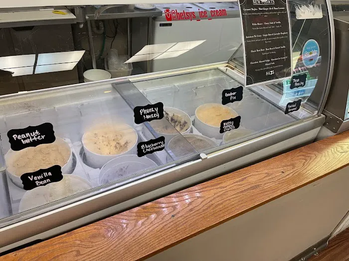 Betsy's Ice Cream Picture 6