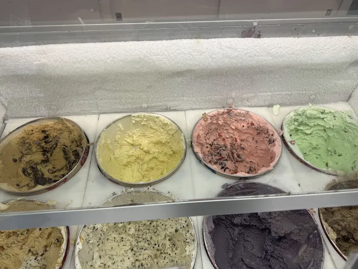 Boulevard icecream Picture 5