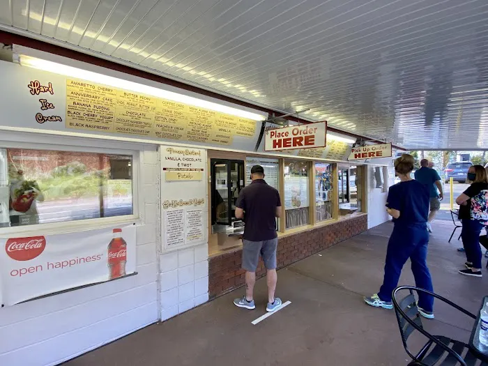 Hammer's Frozen Custard & Subs Picture 9