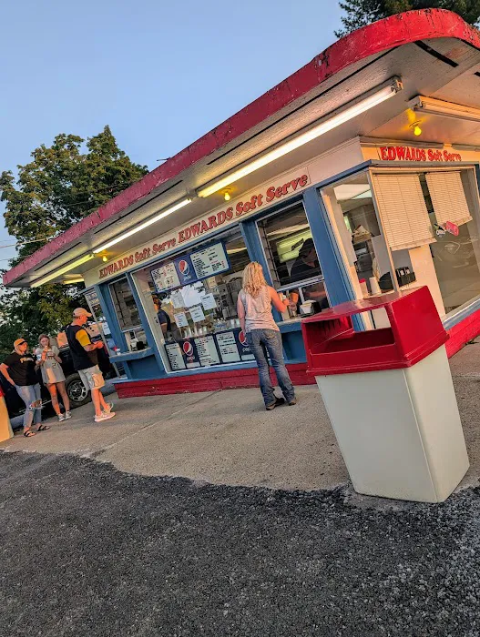 Edwards' Soft Serve Picture 5
