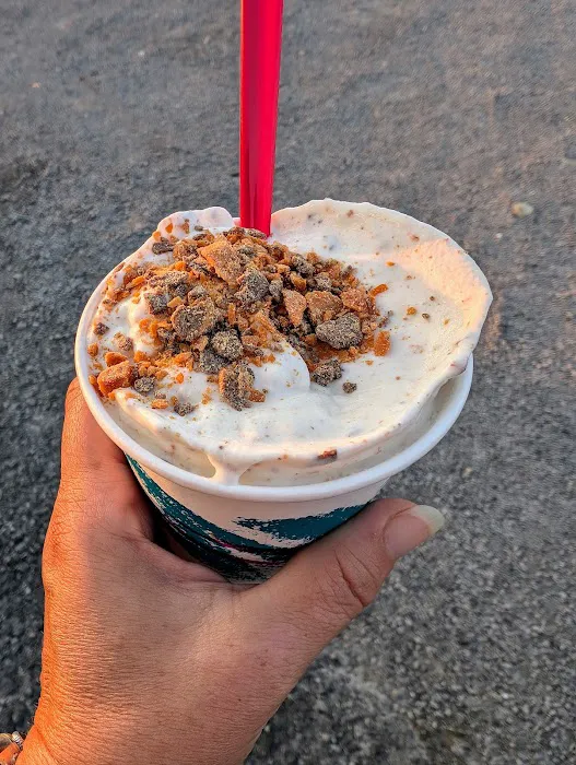 Edwards' Soft Serve Picture 3