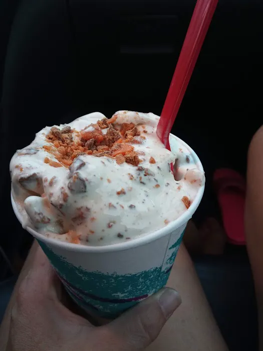 Edwards' Soft Serve Picture 8