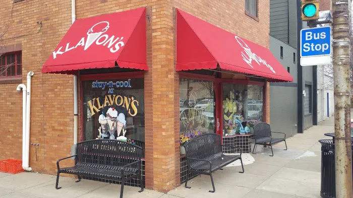 Klavon's Ice Cream Parlor Picture 2