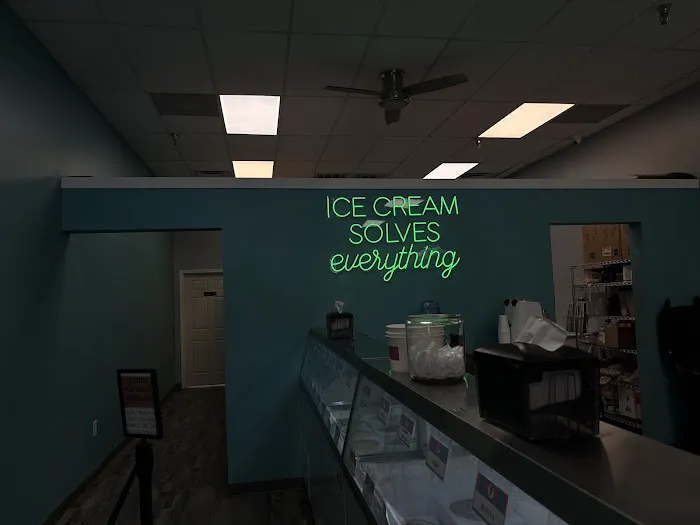 The Scoop Ice Cream LLC Picture 2