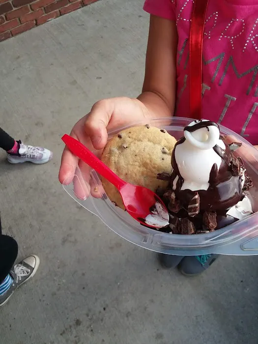 Dairy Queen Picture 10