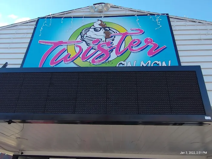 Twister on Mon Picture 2
