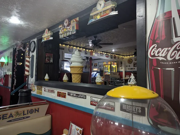 Rt. 21 Ice Cream & More! Picture 7