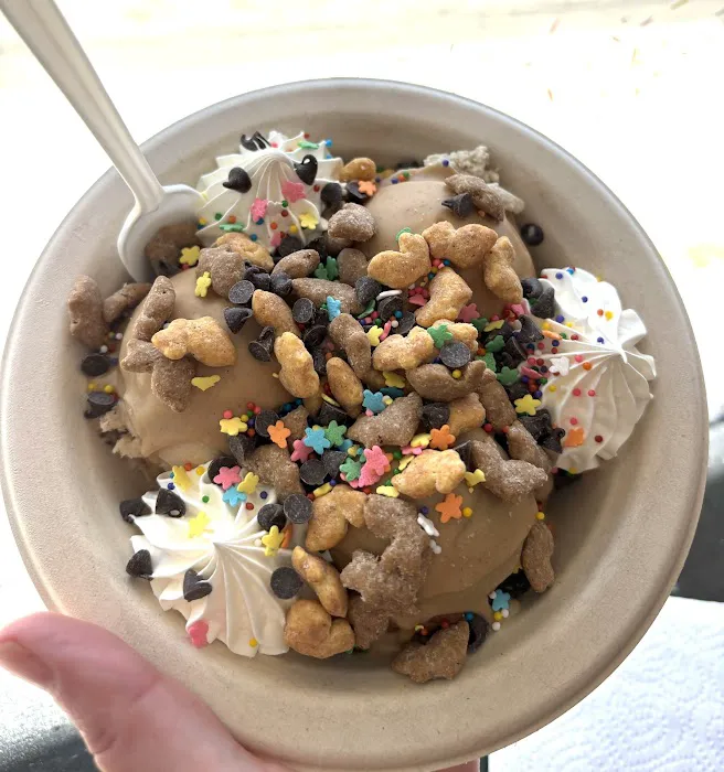 Sugar Spell Scoops Picture 8