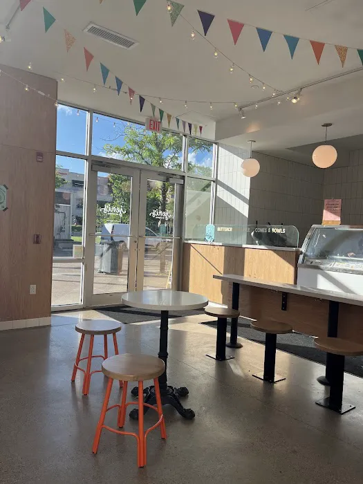 Jeni's Splendid Ice Creams Picture 8