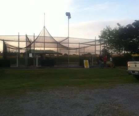 Cook's Cages And Clubs