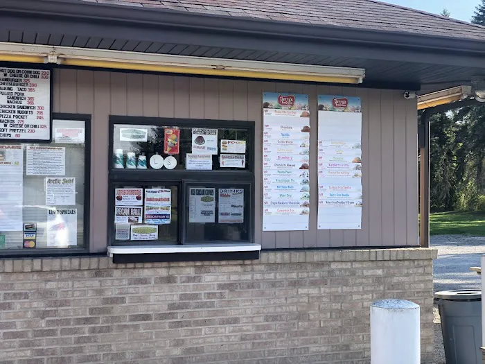 Edwards Ice Cream Shop Picture 4