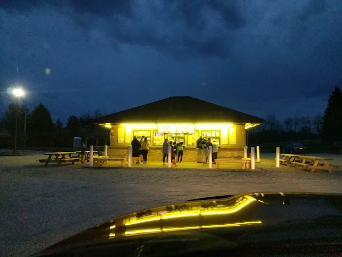 Edwards Ice Cream Shop Picture 9