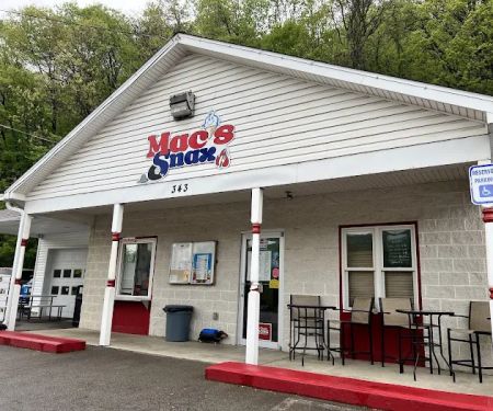 Macu2019s Snax