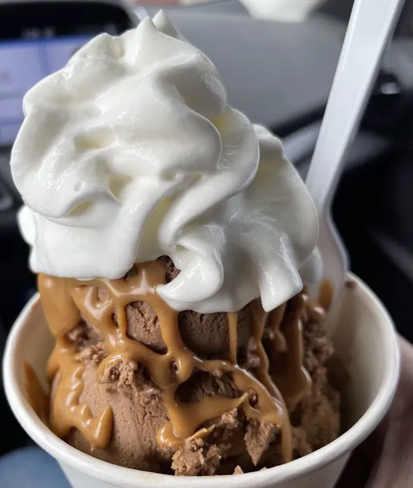 Casey's Ice Cream & Candies Picture 3