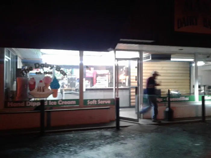 Man Dairy Bar Picture 9