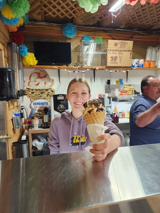 Here's The Scoop Hand Dipped Ice Cream Picture 7