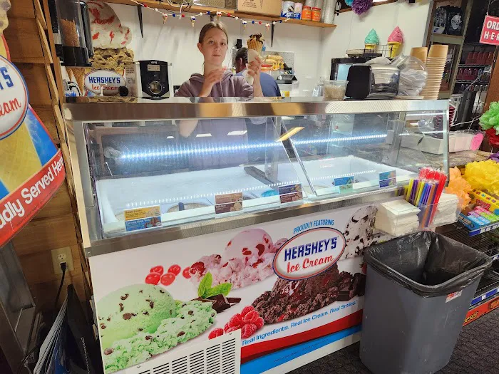 Here's The Scoop Hand Dipped Ice Cream Picture 6