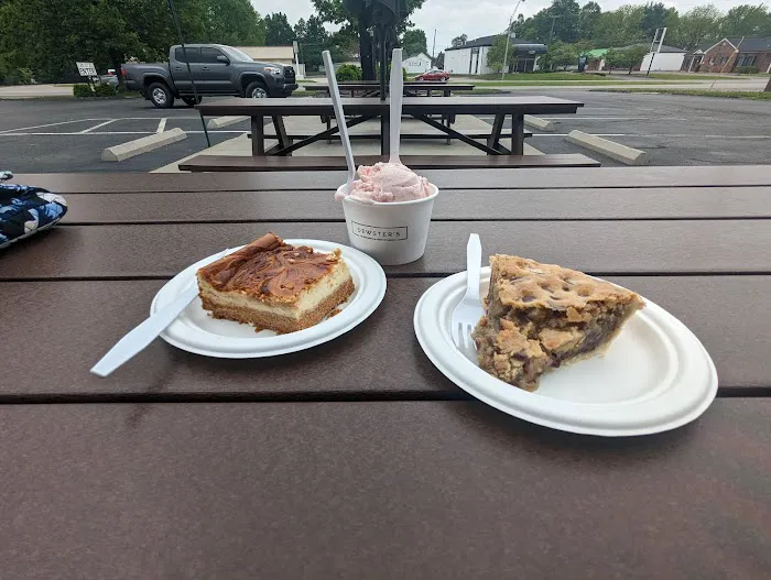 Dewster's Homemade Ice Cream & Bakery Picture 8