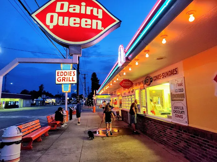 Dairy Queen Store Picture 2
