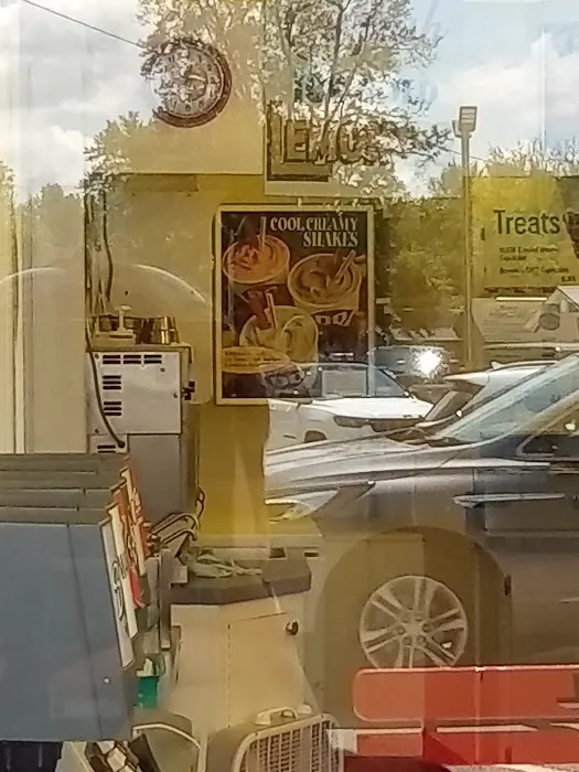 Dairy Queen Store Picture 7