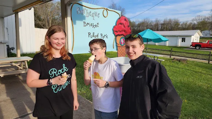 Nate's Valley Freeze & BBQ (Ice Cream & Casual Foods) Picture 6