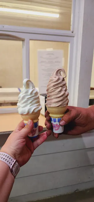 Joy Delite Ice Cream Shop Picture 2