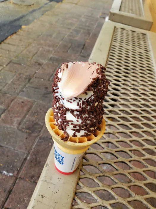 Shrader’s Dairy Queen Picture 3