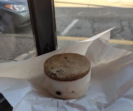 Leona's Ice Cream