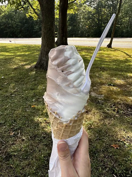 Katie's Ice Cream Picture 6