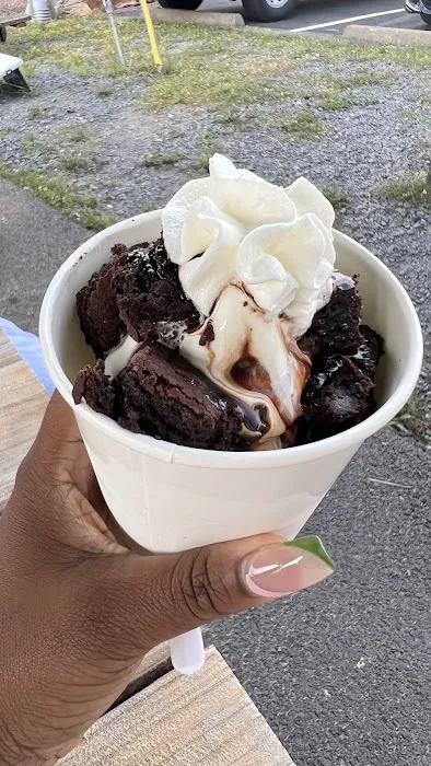 Deep Creek Ice Cream Picture 8