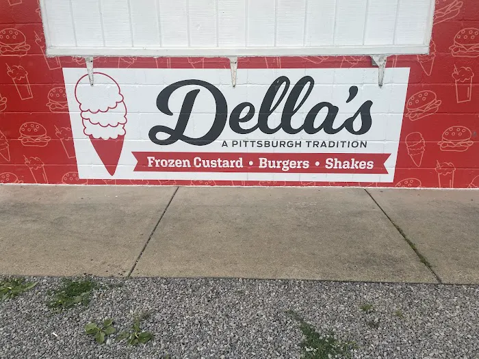 Della's Ice Cream Picture 6