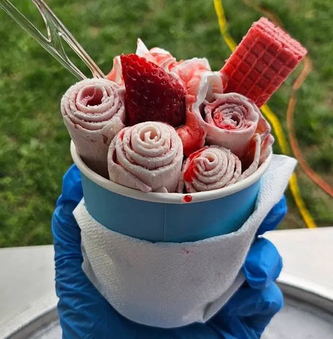 VC Rolled Ice Cream & Catering Picture 5