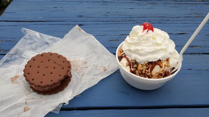 Brr-Kee's Homemade Ice Cream Picture 1
