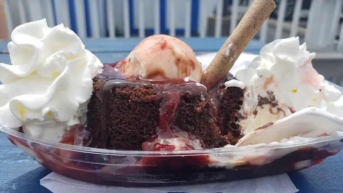Brr-Kee's Homemade Ice Cream Picture 6