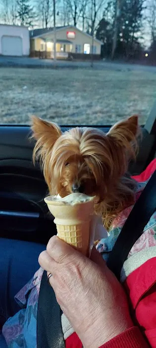 Mong's Ice Cream Picture 1