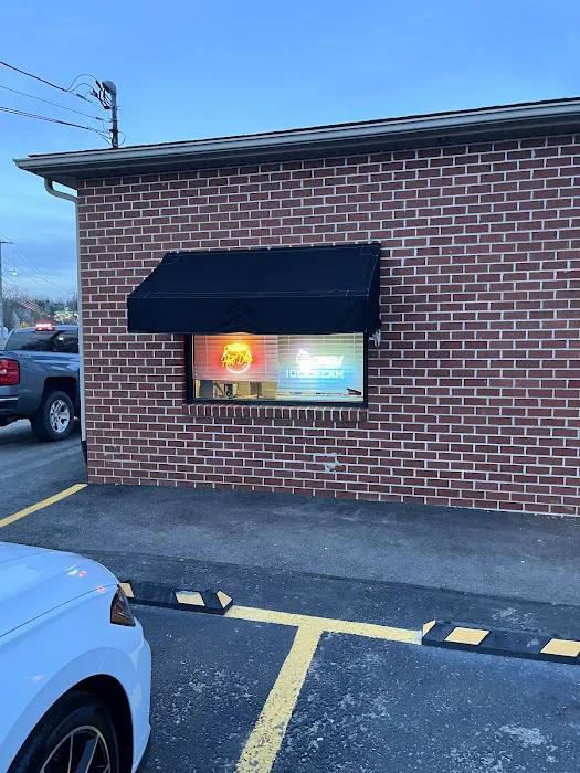 Stucky's Ice Cream Shoppe & Grill Picture 4