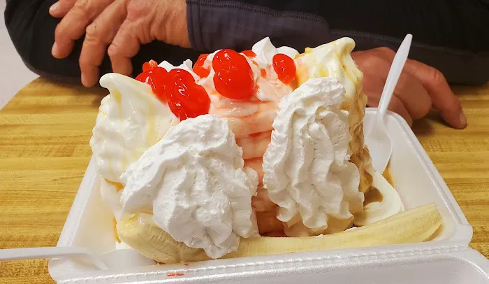 Wells' Sweet Treats Picture 3