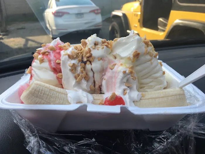 Wells' Sweet Treats Picture 10