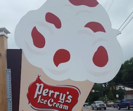 Scoops Ice Cream & Food