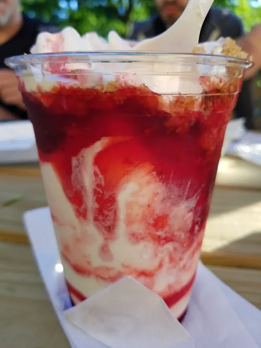 Ice Cream Cottage Picture 7