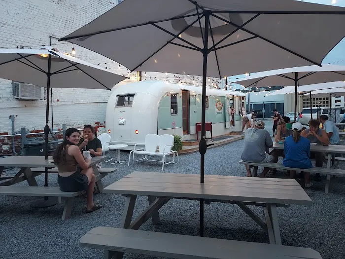 Sallie's Small Batch Ice Creams Picture 8