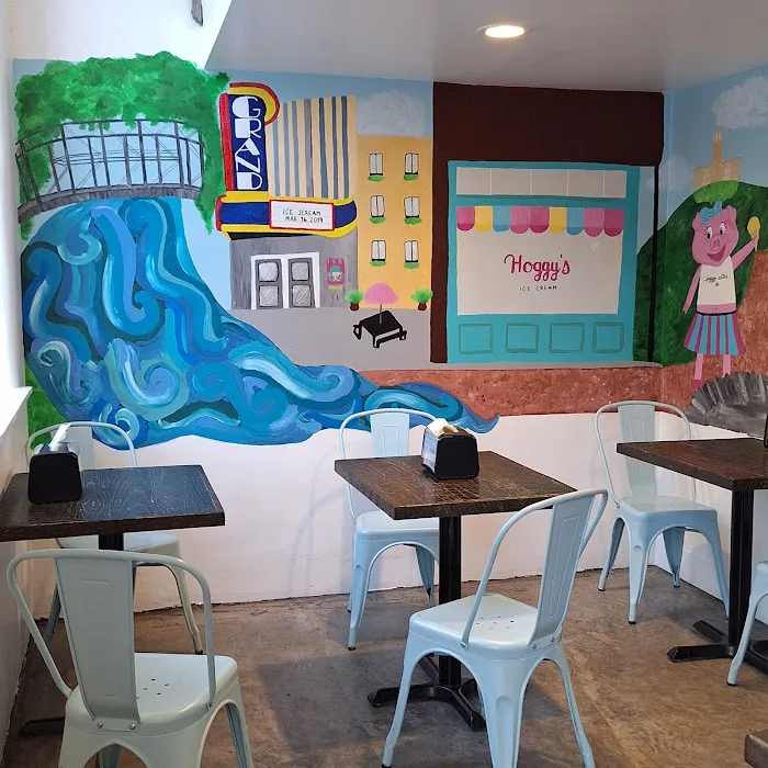 Hoggy's Ice Cream Picture 8