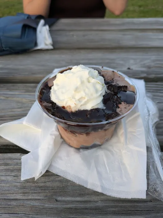 Castle Ice Cream Shoppe Picture 8