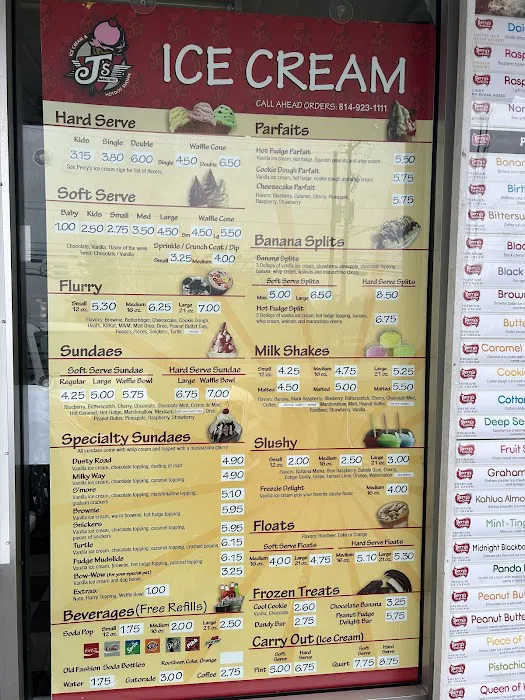 J's Mainstreet Ice Cream and Hot Dog Shoppe Picture 8