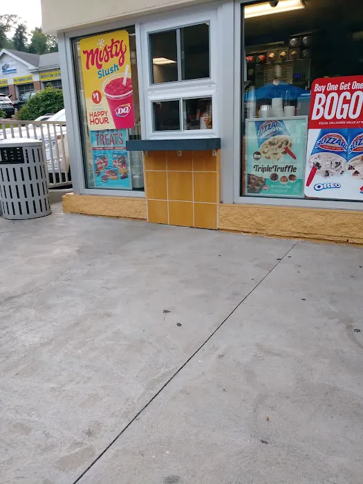 Dairy Queen (Treat) Picture 8